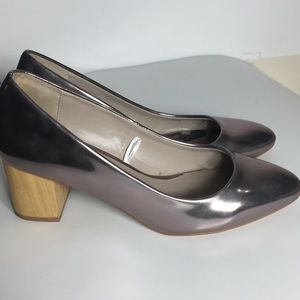 Zara metallic wood block heels. Size 39.